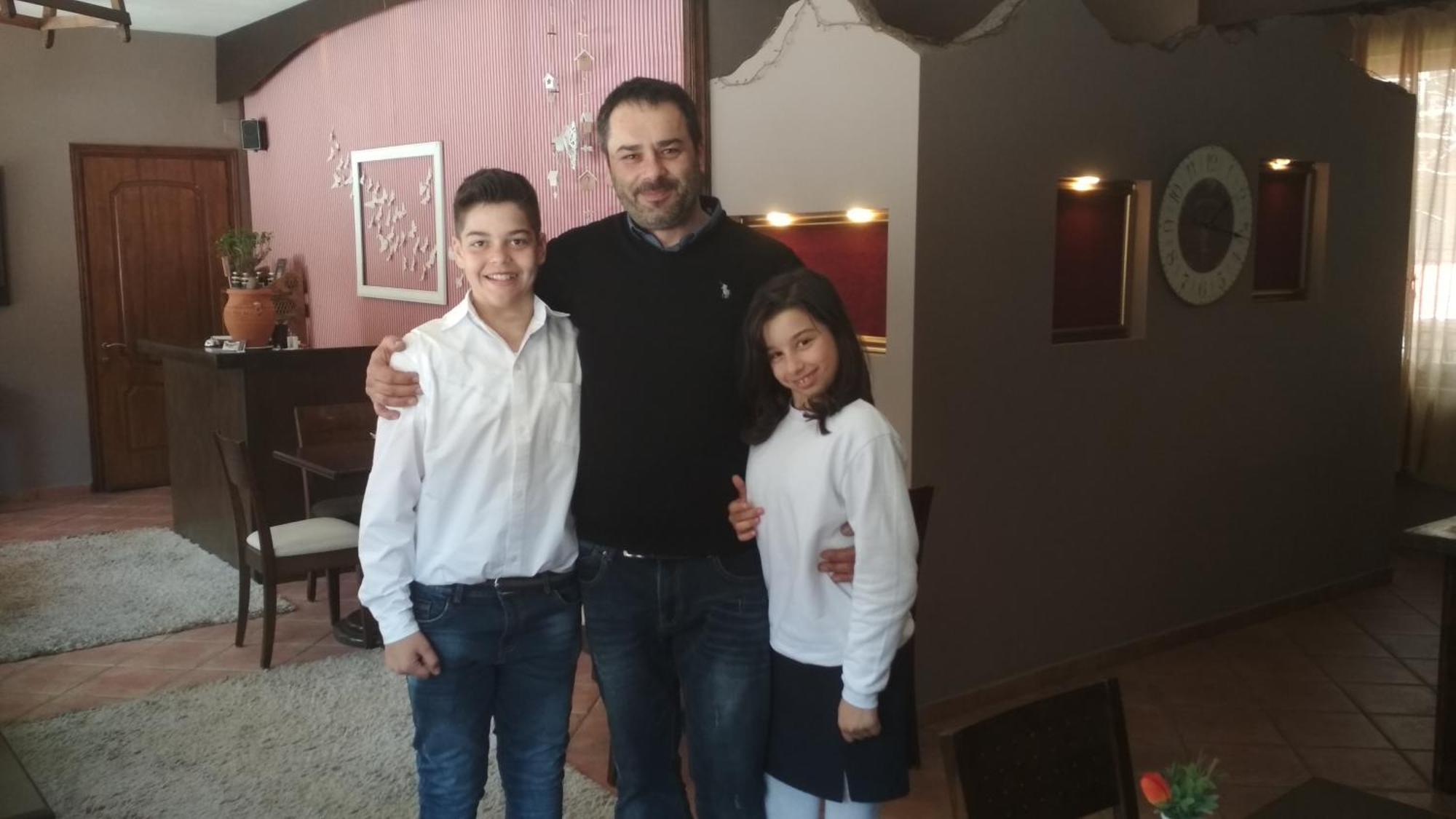 Hotel Xenonas Sta Tzakia Karpenísion Esterno foto