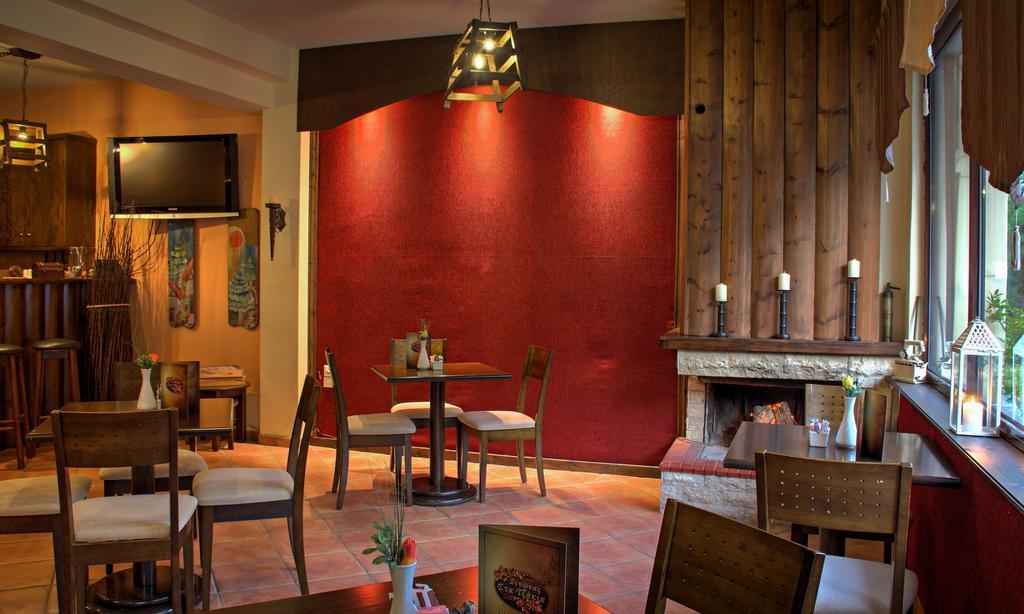 Hotel Xenonas Sta Tzakia Karpenísion Esterno foto